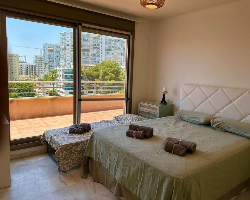 Atico Puerto Marina 2 Hab Con Piscina, 500M De La Plata Διαμέρισμα Τορρεμολίνος Εξωτερικό φωτογραφία